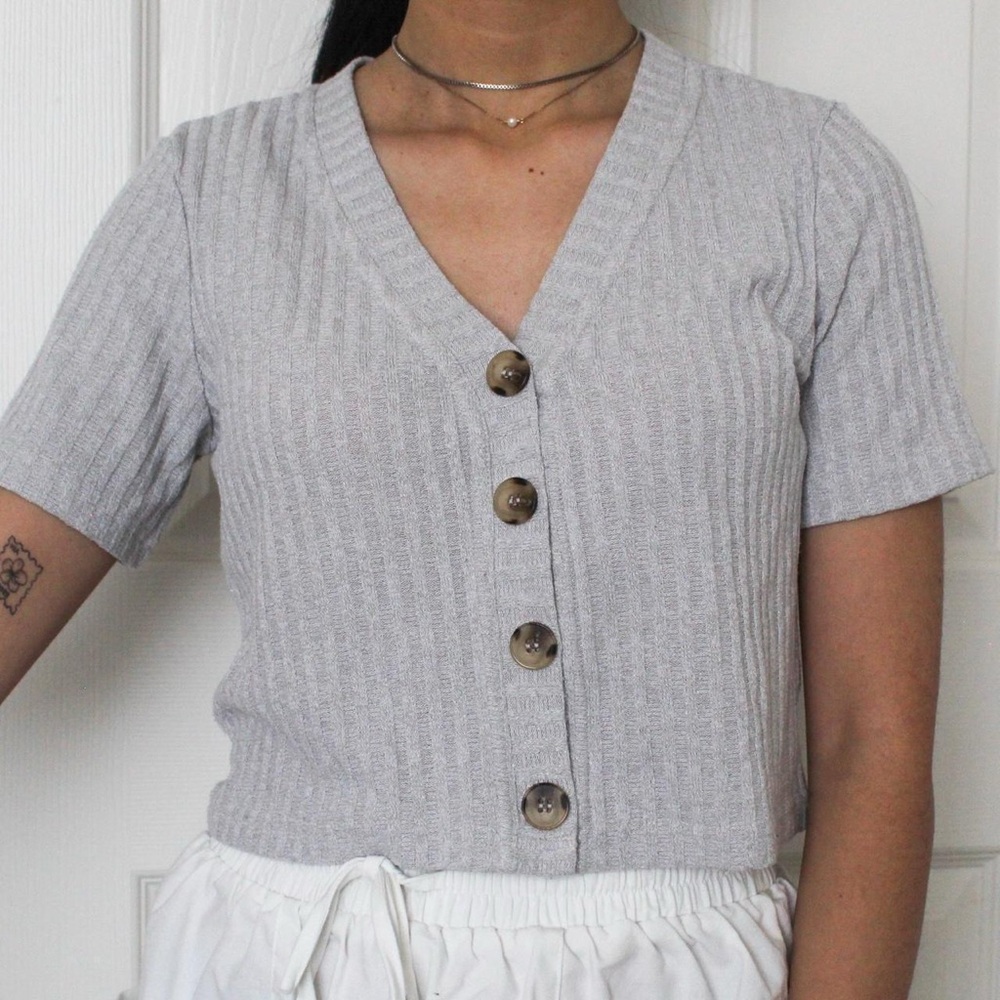 Gray Ribbed Button-Up Top - Picture 1 of 4